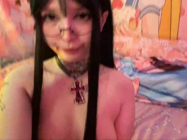 Live stream of SavageAura