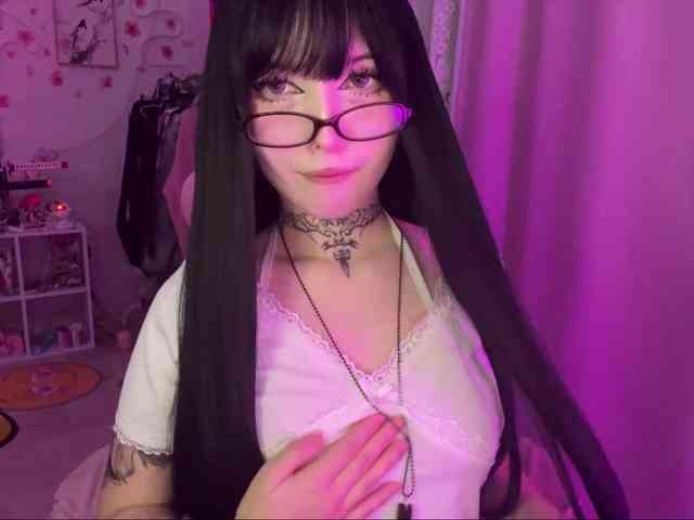 SavageAura webcam
