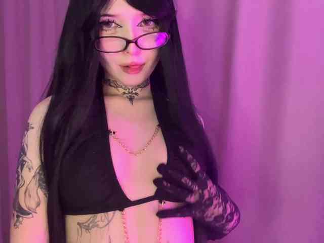 SavageAura webcam