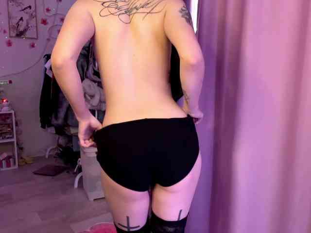 SavageAura webcam
