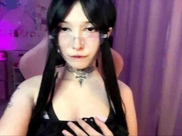 SavageAura webcam