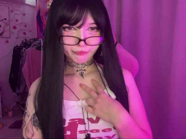 SavageAura webcam