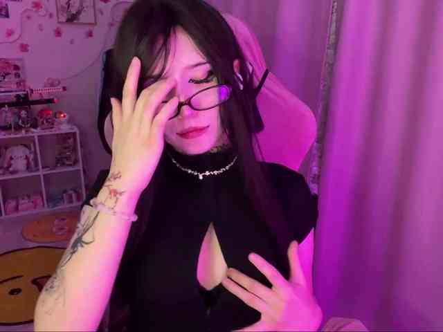 SavageAura webcam