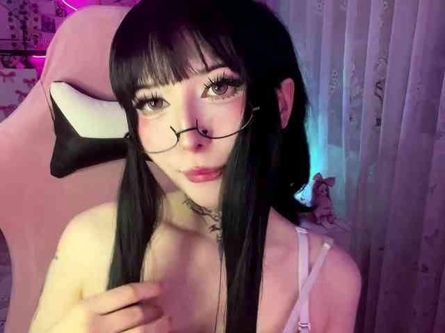 SavageAura webcam