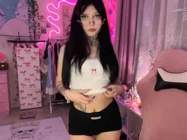SavageAura webcam