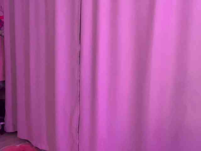 SavageAura webcam
