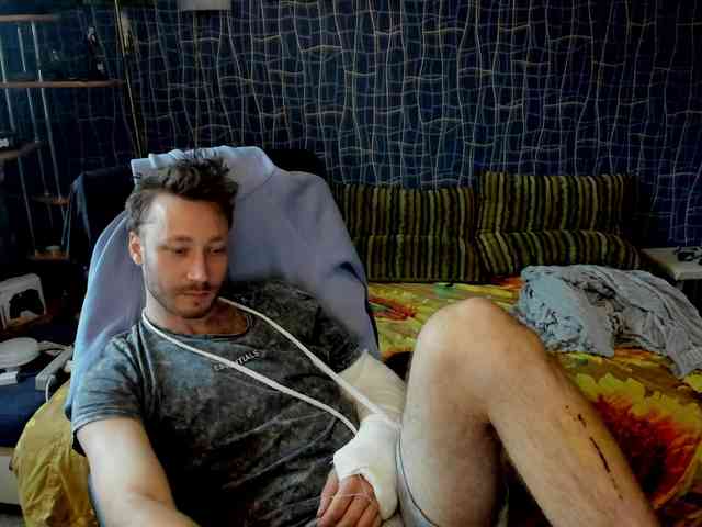 CuteBoy92 Live Webcam on BongaCams