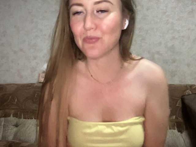 LostMarya — live female cam