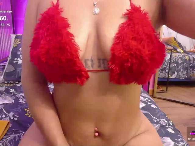 skinnyindiansluttt live cam on BongaCams