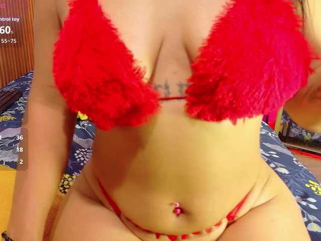 skinnyindiansluttt live cam on BongaCams