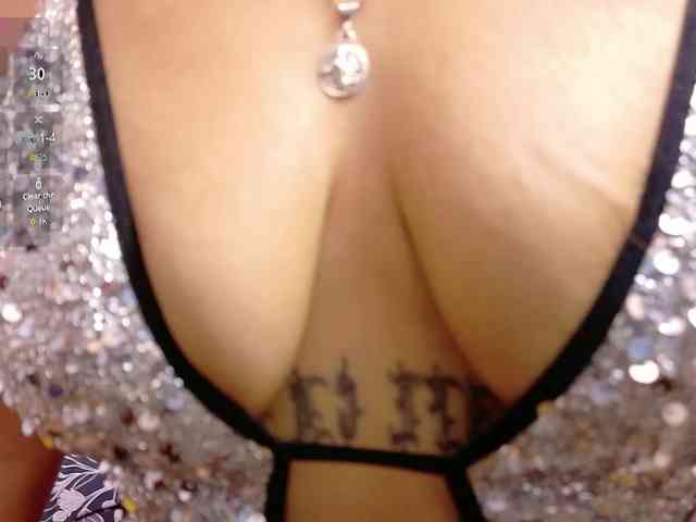 skinnyindiansluttt webcam