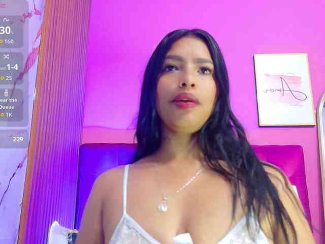 Skinnyindiansluttt - Girl 