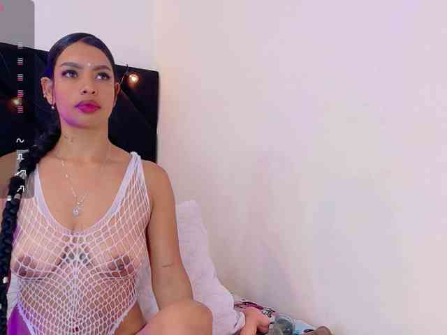 skinnyindiansluttt