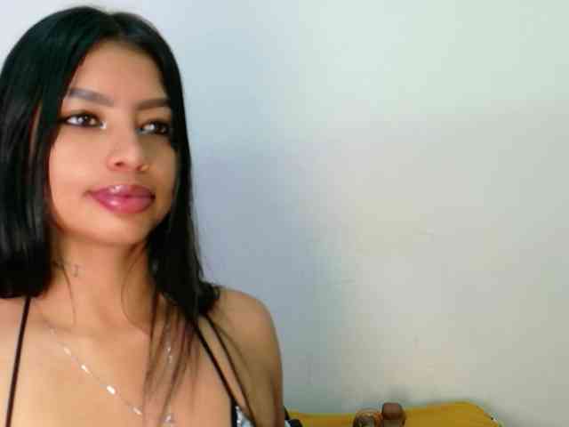 skinnyindiansluttt skinnyindiansluttt