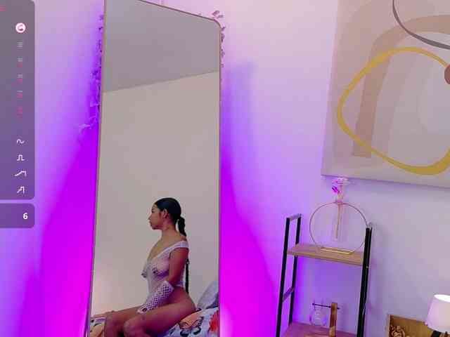 skinnyindiansluttt