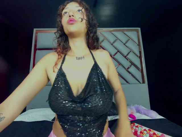KittyWolf-1 webcam