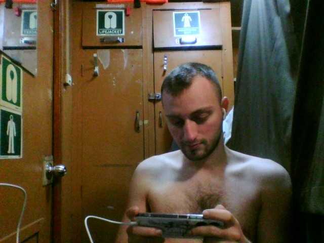 Mrnodobyser, 25 y/o - Live Cam on BongaCams