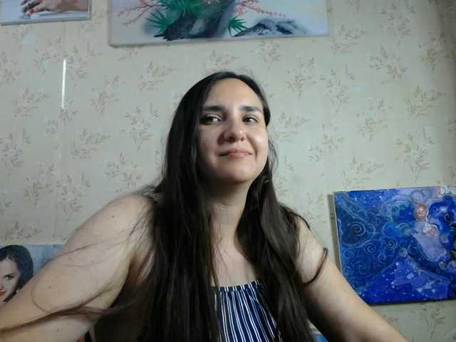 Bombshellnika live cam on BongaCams
