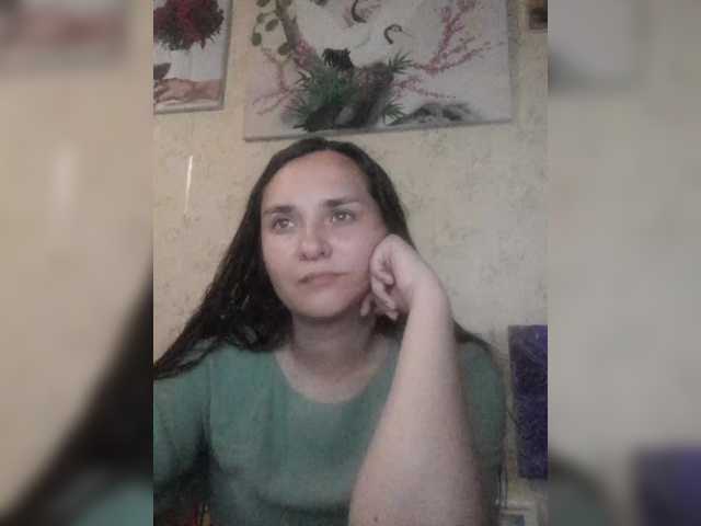 le modèle Bombshellnika est en webcam porno dans un show sur le site bongacams, il possède les tags suivants: White/Caucasian,Brunette,Hairy