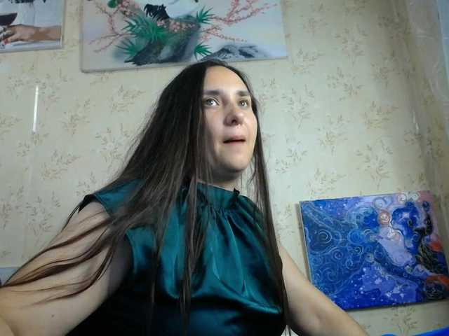 Bombshellnika live cam on BongaCams