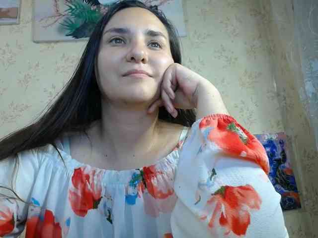 Bombshellnika webcam
