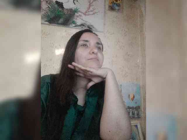 Bombshellnika webcam