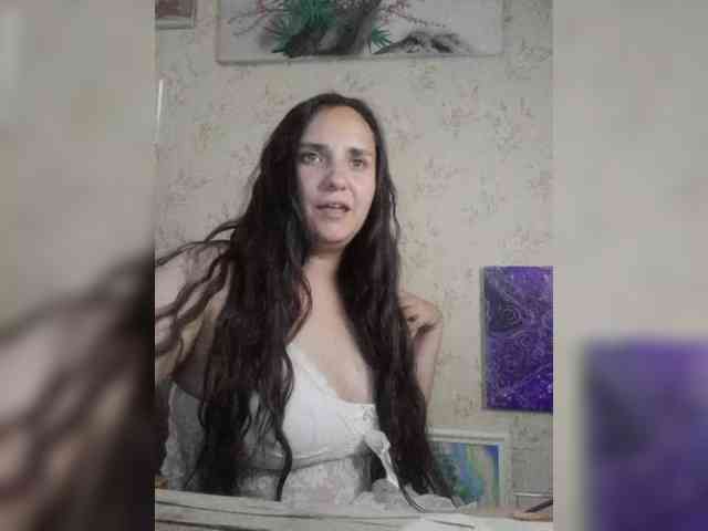 Bombshellnika webcam