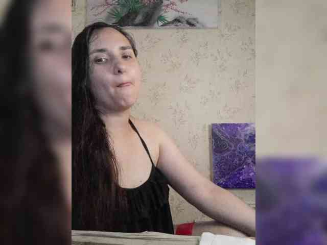 Bombshellnika webcam