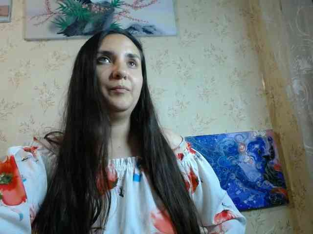 Bombshellnika webcam