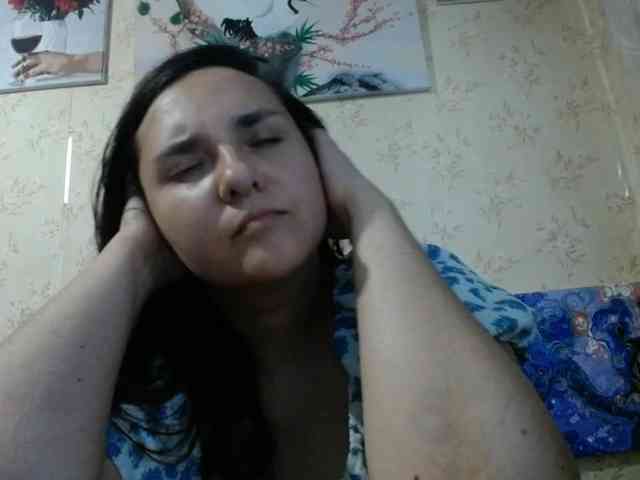 Bombshellnika webcam