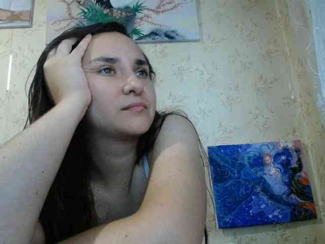 Bombshellnika webcam