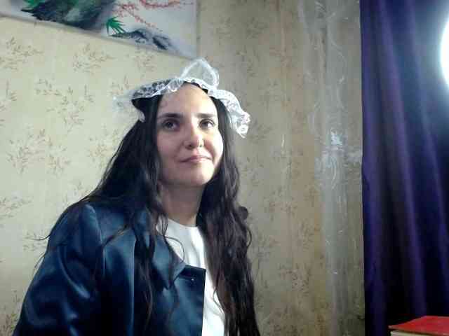 Bombshellnika webcam