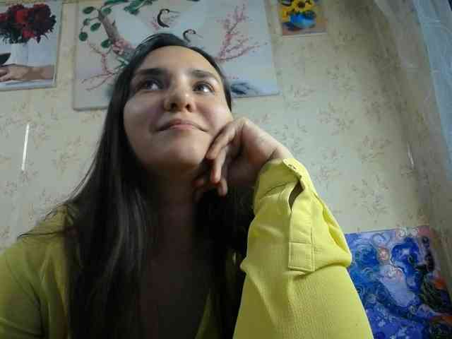 Bombshellnika webcam