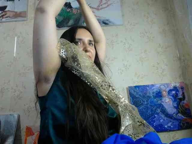 Modelo: Bombshellnika