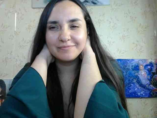 Bombshellnika webcam