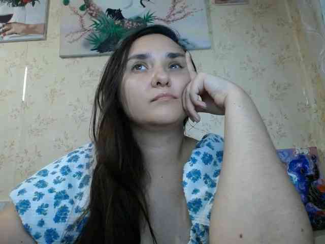 Bombshellnika webcam