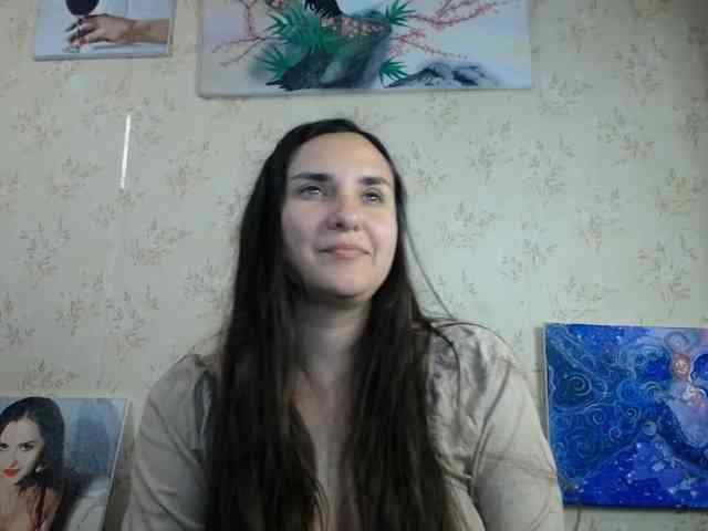 Bombshellnika webcam