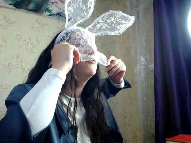 Bombshellnika webcam