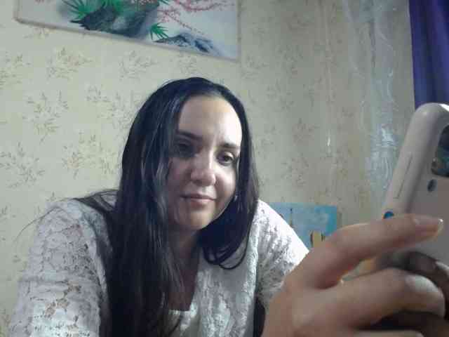 Bombshellnika webcam