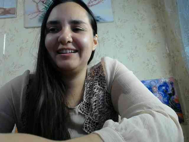 Bombshellnika webcam