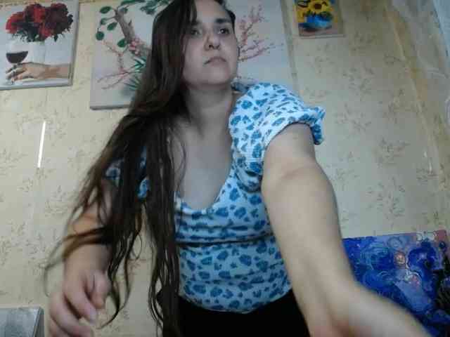 Bombshellnika webcam