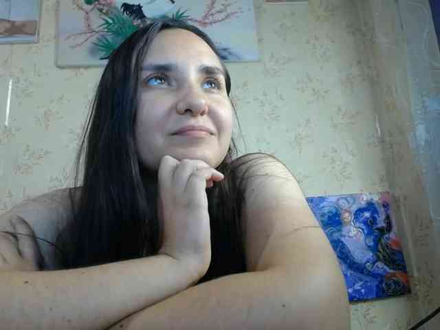 Bombshellnika webcam