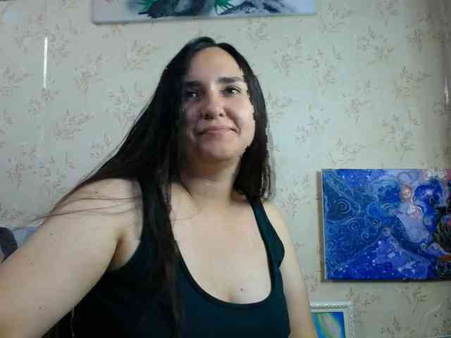 Bombshellnika webcam