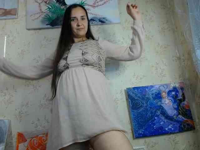Bombshellnika webcam