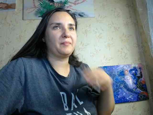 Bombshellnika webcam