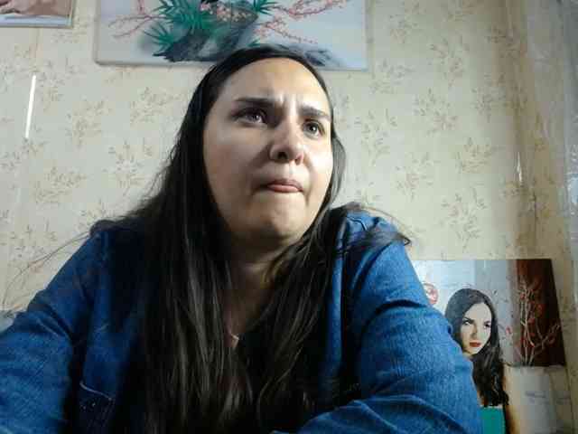 Modelo: Bombshellnika