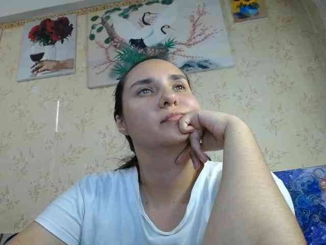 Bombshellnika webcam