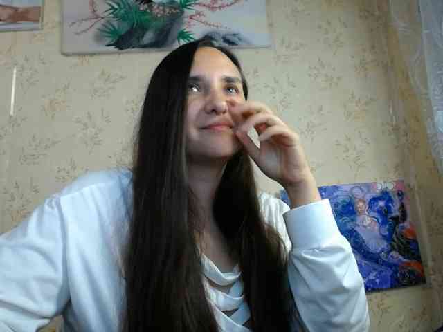 Bombshellnika webcam