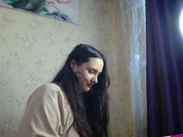 Bombshellnika webcam