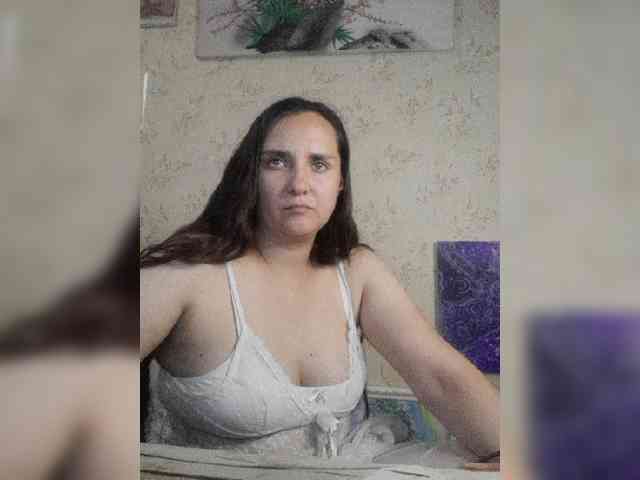 Bombshellnika webcam